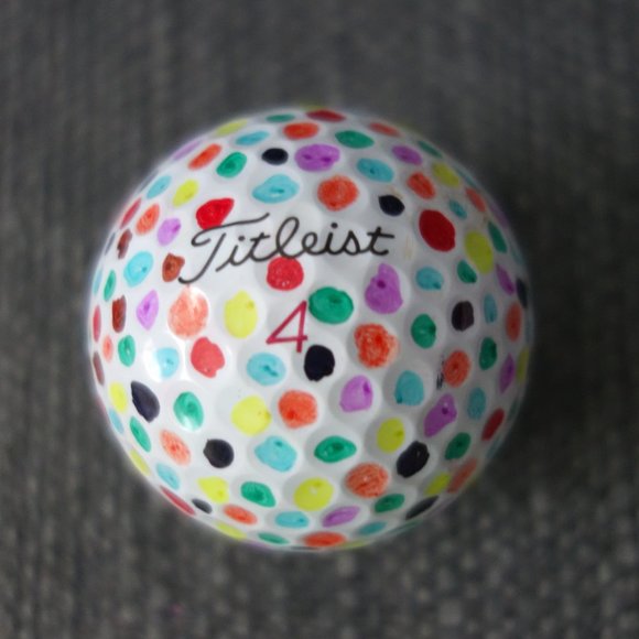 Pre-Loved Hand Designed Titleist Pro VIx  Golf Balls with Collectable Wooden Box - Picture 12 of 16